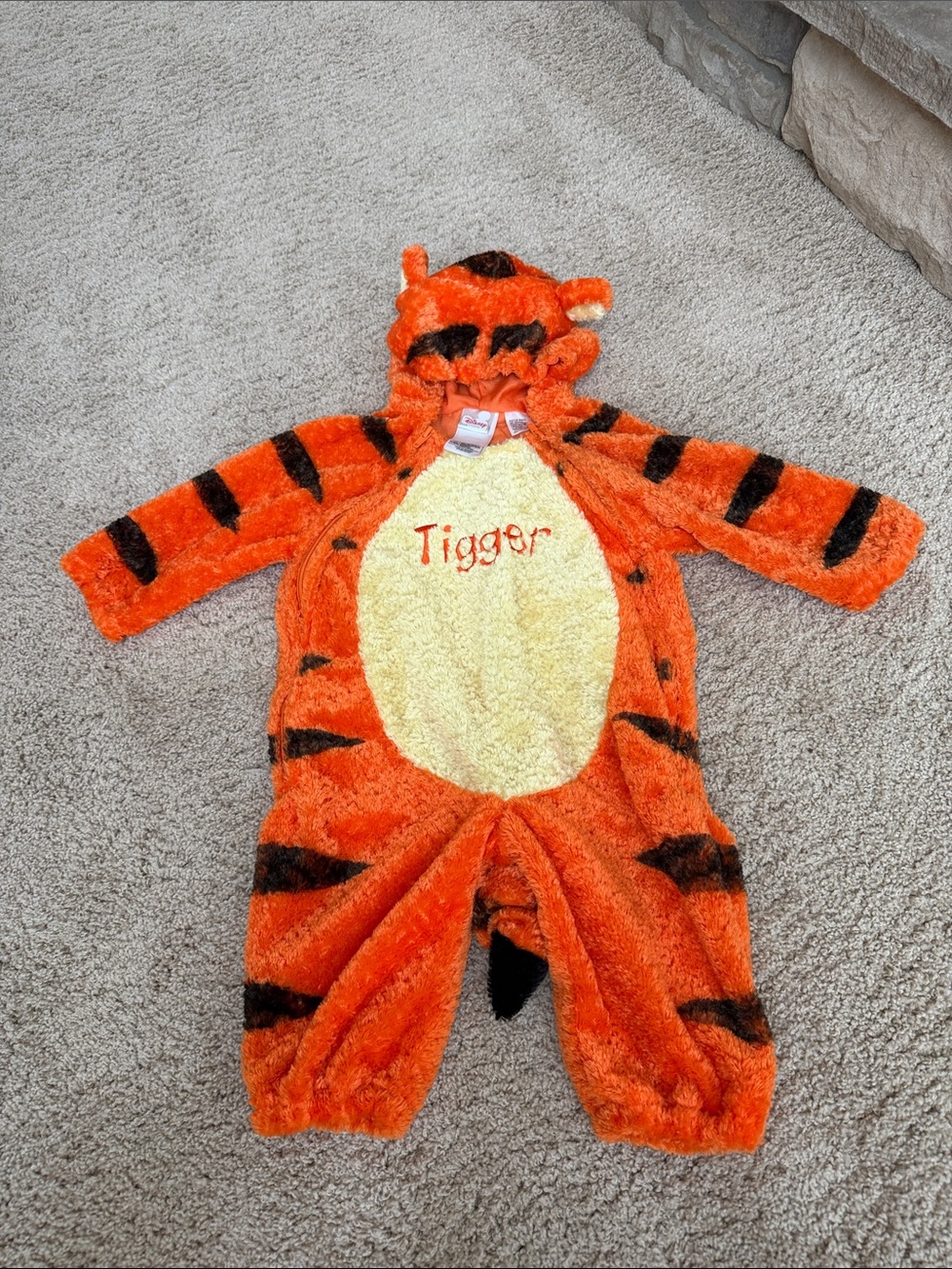 VINTAGE DISNEY TIGGER COSTUME